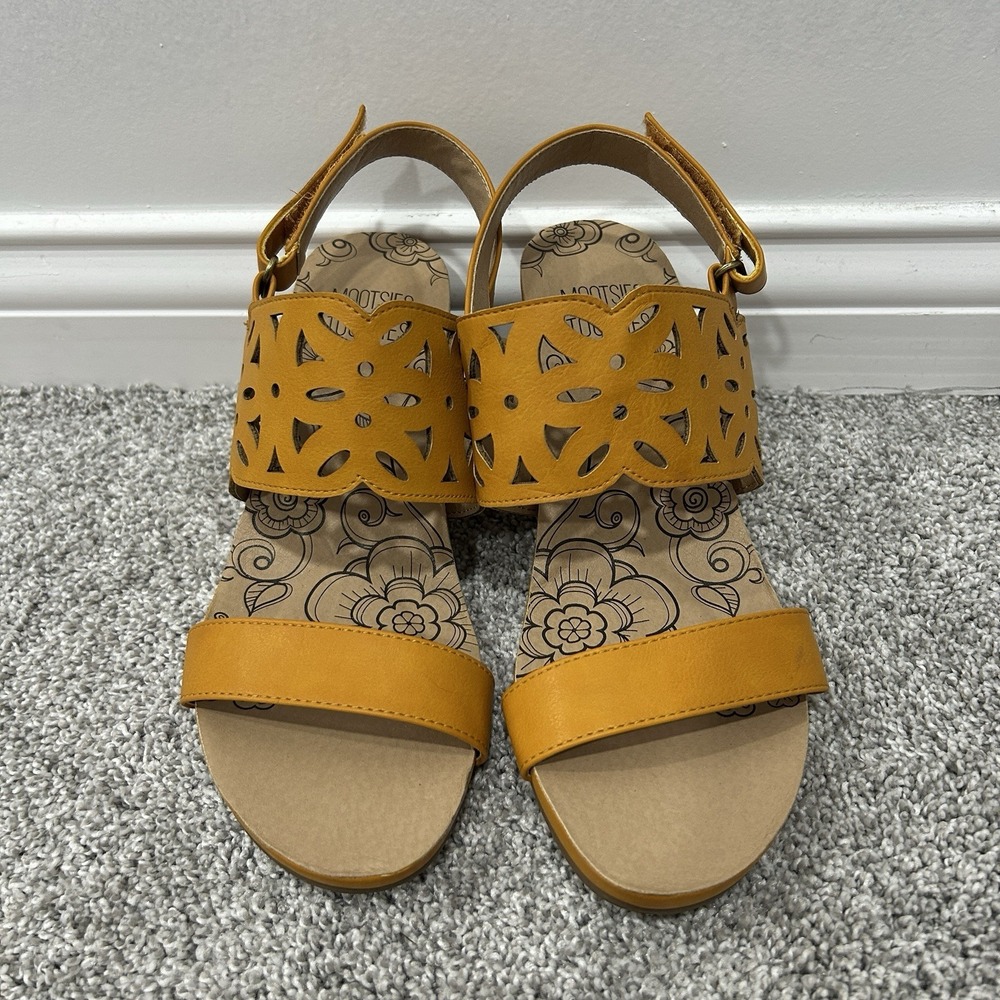 Mootsies Tootsies Women's Size 8 Cork Wedge Sandals Camel Color EUC 3" Wedge